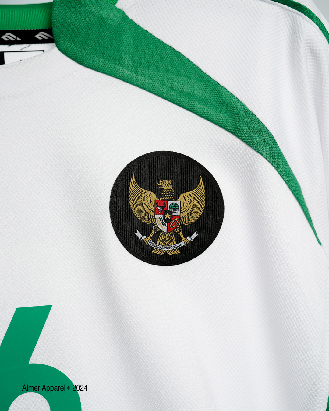 GARUDA PUNYA CERITA-PUTIH